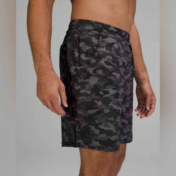 Pace Breaker Short - Lined 9” Medium Camo - Picture 3 of 12